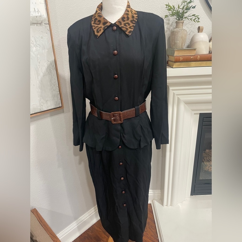 Black‎ leopards dress suit